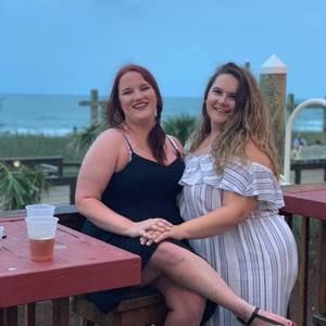 Meet your Posher, Chloe